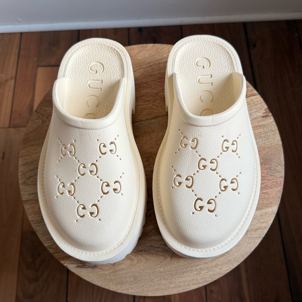 Gucci Rubber Monogram GG Go Through Platform Slide Clogs in Mystic White sz: 11 - Picture 4 of 14